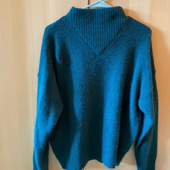 Madewell Sweaters - Madewell mock turtleneck sweater - L